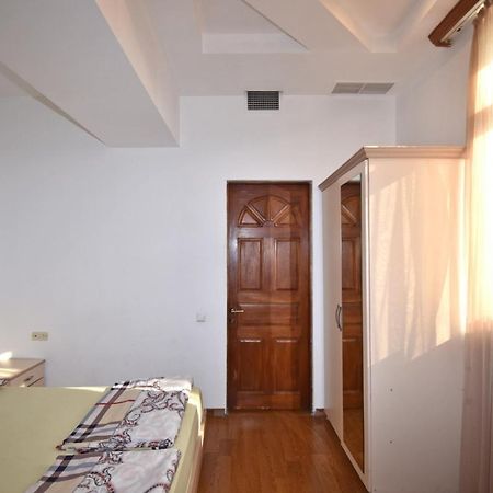 Abovyan Street 16, Apartment No 24 Yerevan Ngoại thất bức ảnh