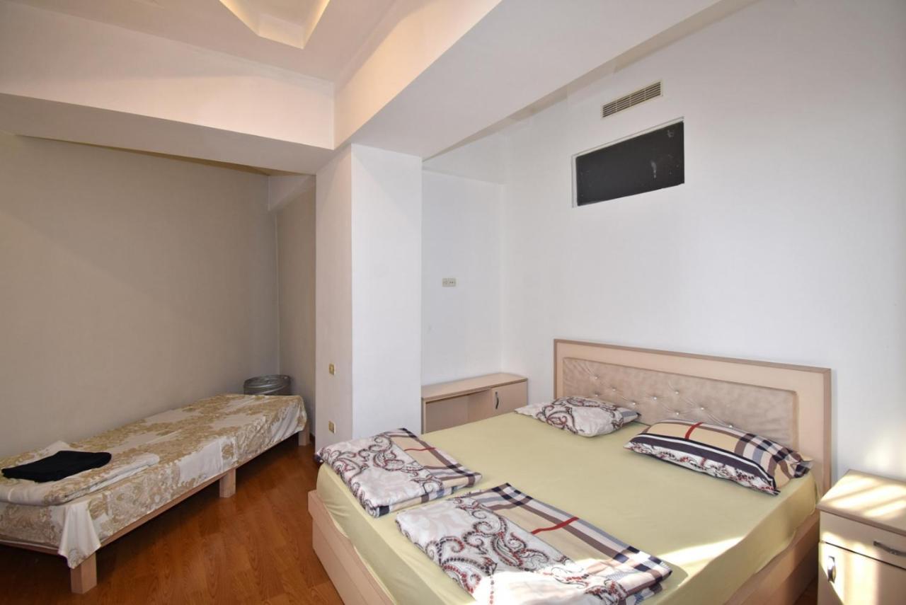 Abovyan Street 16, Apartment No 24 Yerevan Ngoại thất bức ảnh