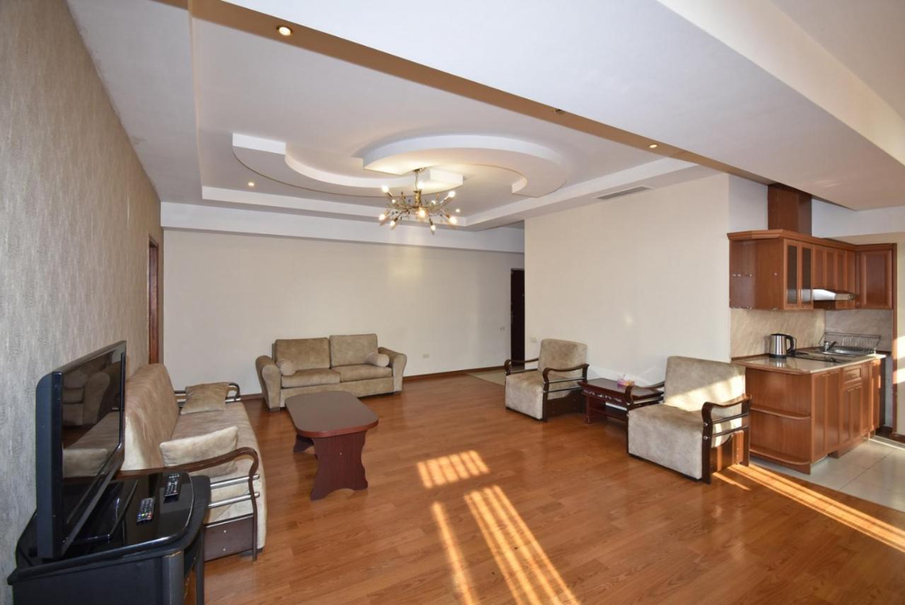 Abovyan Street 16, Apartment No 24 Yerevan Ngoại thất bức ảnh